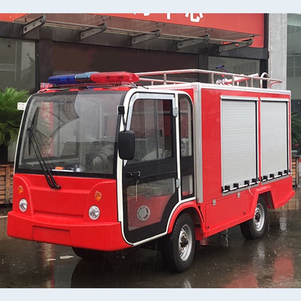 Caminhão de bombeiros elétrico fechado