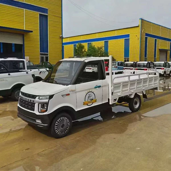 Veículo elétrico de quatro rodas de baixa velocidade